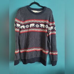 Stylish Navy and Red Crewneck Sweater with Polar Bear Design